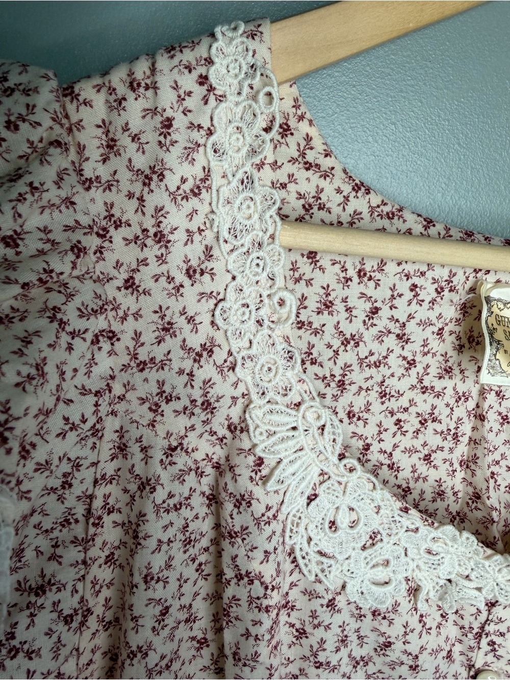 GUNNE SAX Vintage 70s Ditsy Floral Calico Lace Flutter Sleeve Prairie Dress - Picture 7 of 15